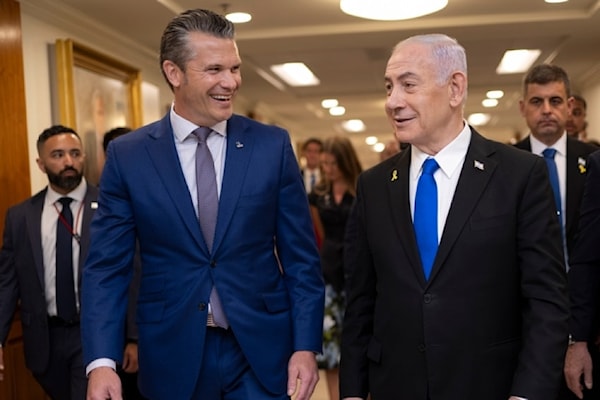عقد هيغسيث، أول من أمس، اجتماعاً غير معلن مع نتنياهو في القاعدة الواقعة في النقب (أرشيف)