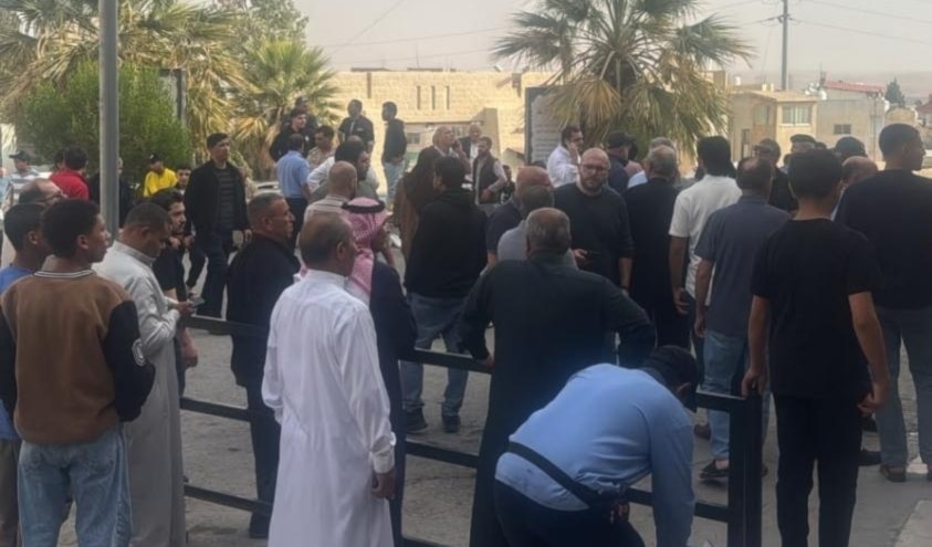 لم ‌تعلن ⁠أي جهة مسؤوليتها عن الهجوم على الفور، كما لم تحدد السلطات الأردنية هوية المسؤولين عنه. (من الويب)