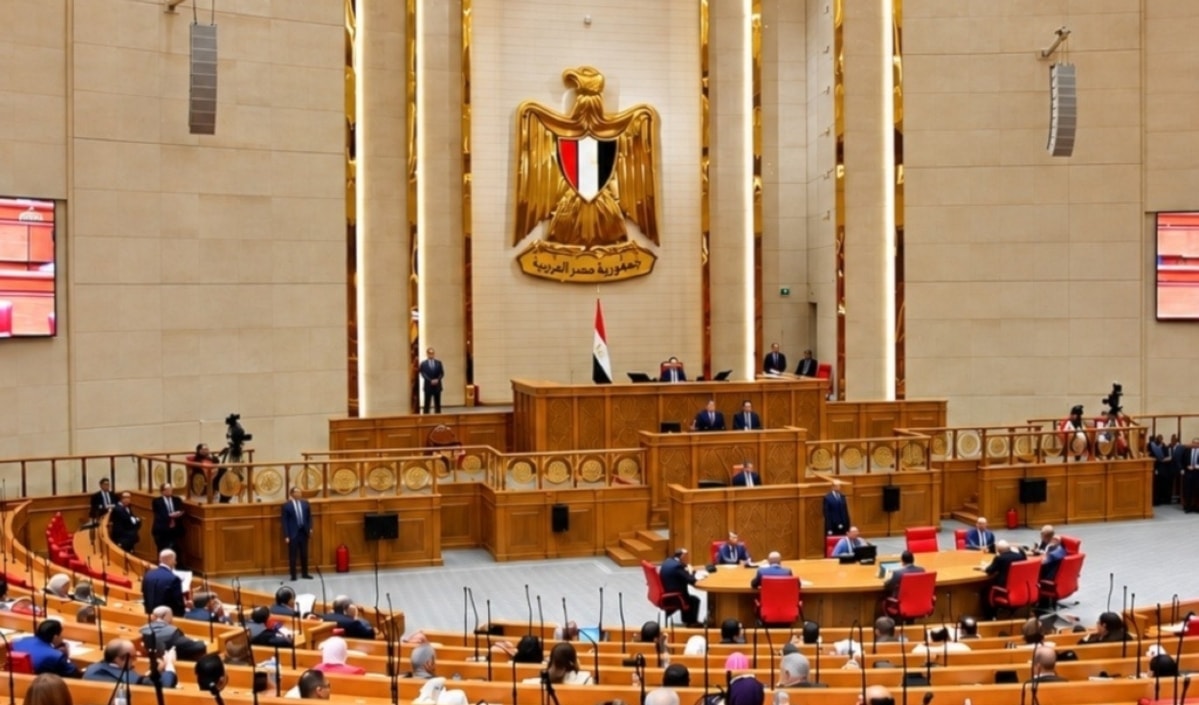 عارضت أحزاب معارضة هذه الخطوة أو أحجمت عن تأييدها (من الويب)
