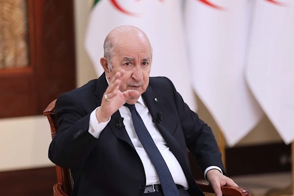 تبون: الجزائر أرض طاهرة ضحى من أجلها ملايين الشهداء، وليس لي الحق في بيعها لأحد. (من الويب)
