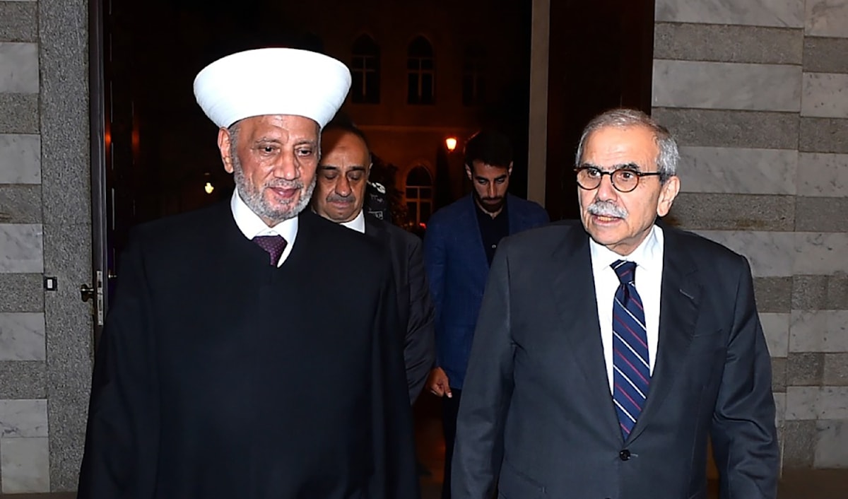 (رئاسة الحكومة)