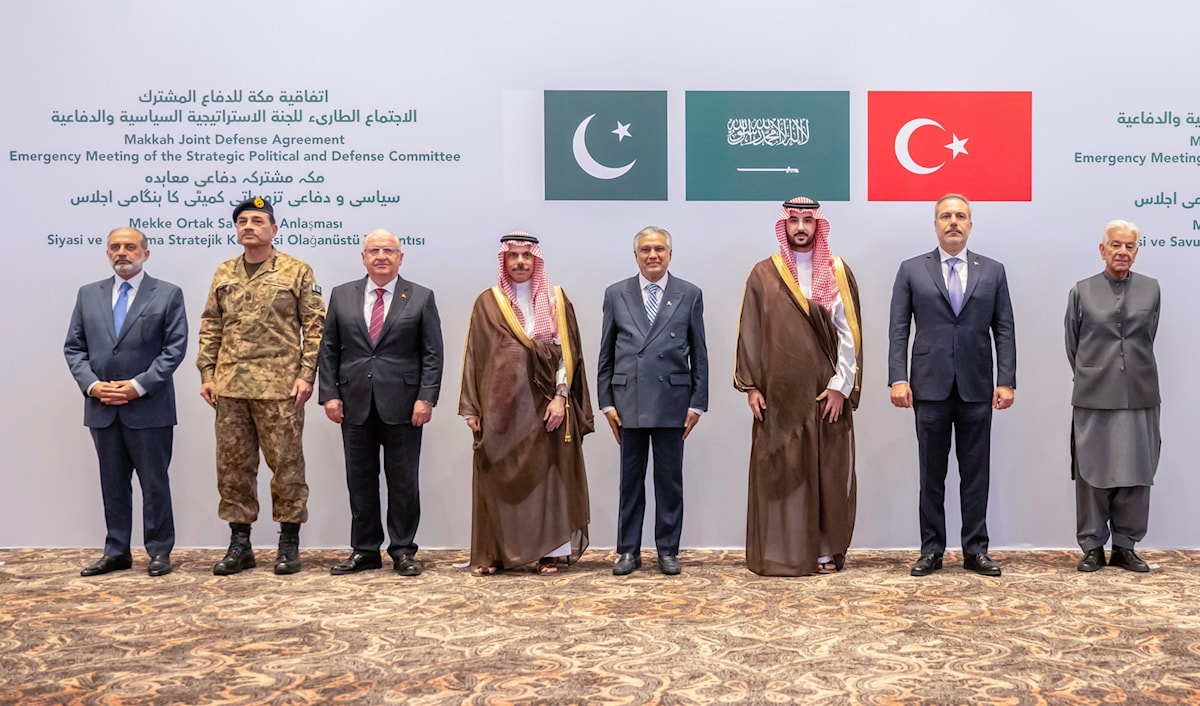 اتفقت تركيا وباكستان والسعودية الإثنين على التحرك فوراً لتنفيذ التزاماتها ​بالدفاع المشترك (أكس)