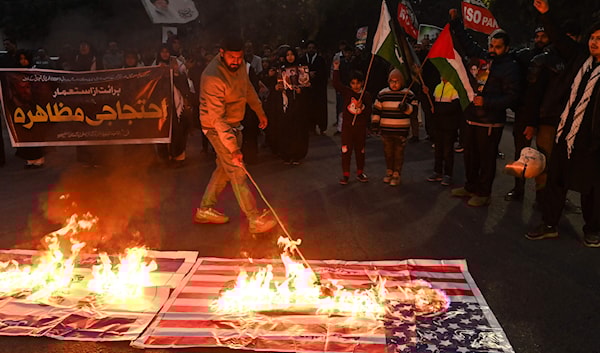 يتمسّك المسؤولون الإيرانيون بخيار الحوار، شرط ألّا يتجاوز الثوابت (أ ف ب)