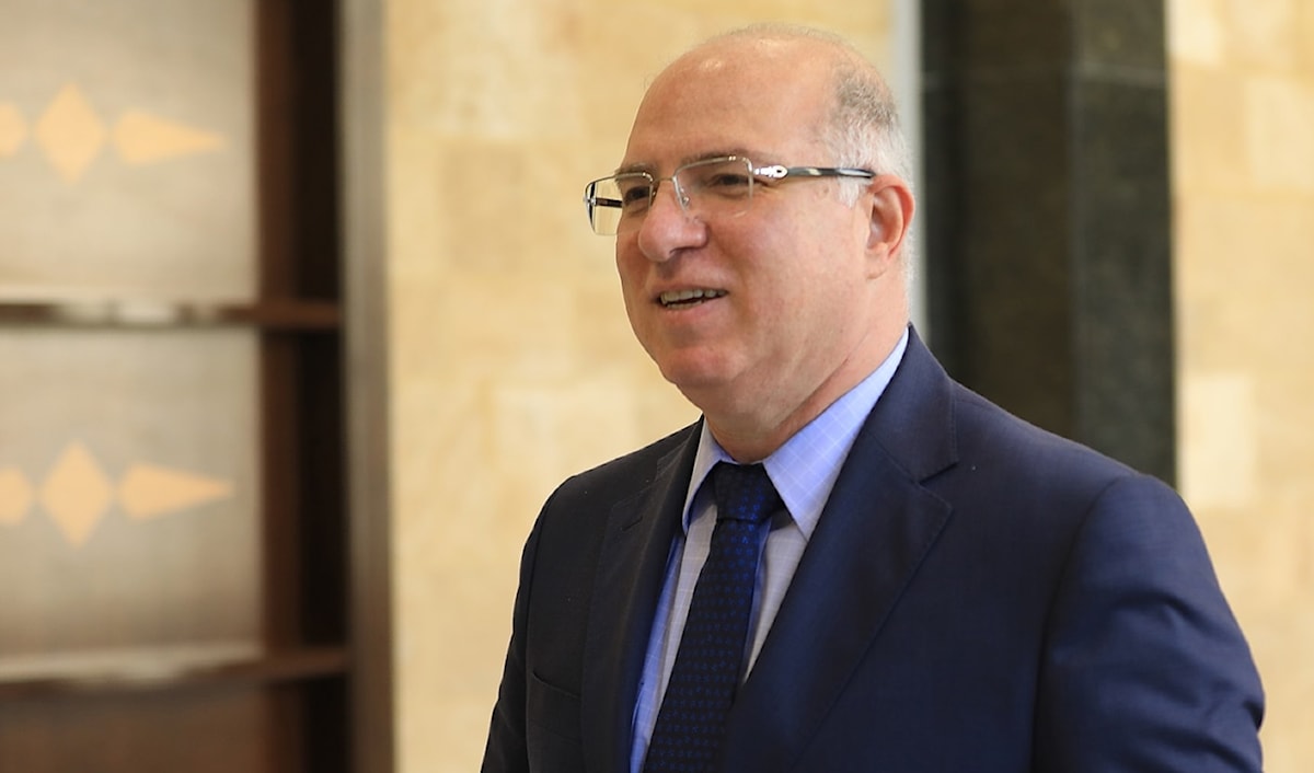 وزير العمل محمد حيدر (هيثم الموسوي)