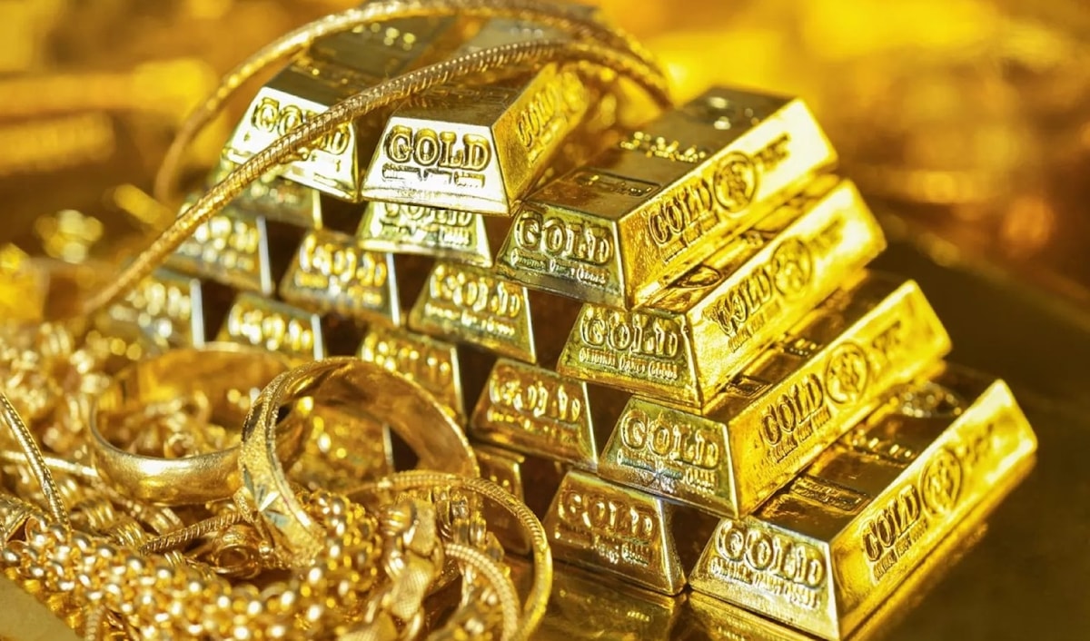 تراجع الذهب في المعاملات الفورية 1.9 بالمئة إلى 4898.53 دولار للأوقية. (من الويب)