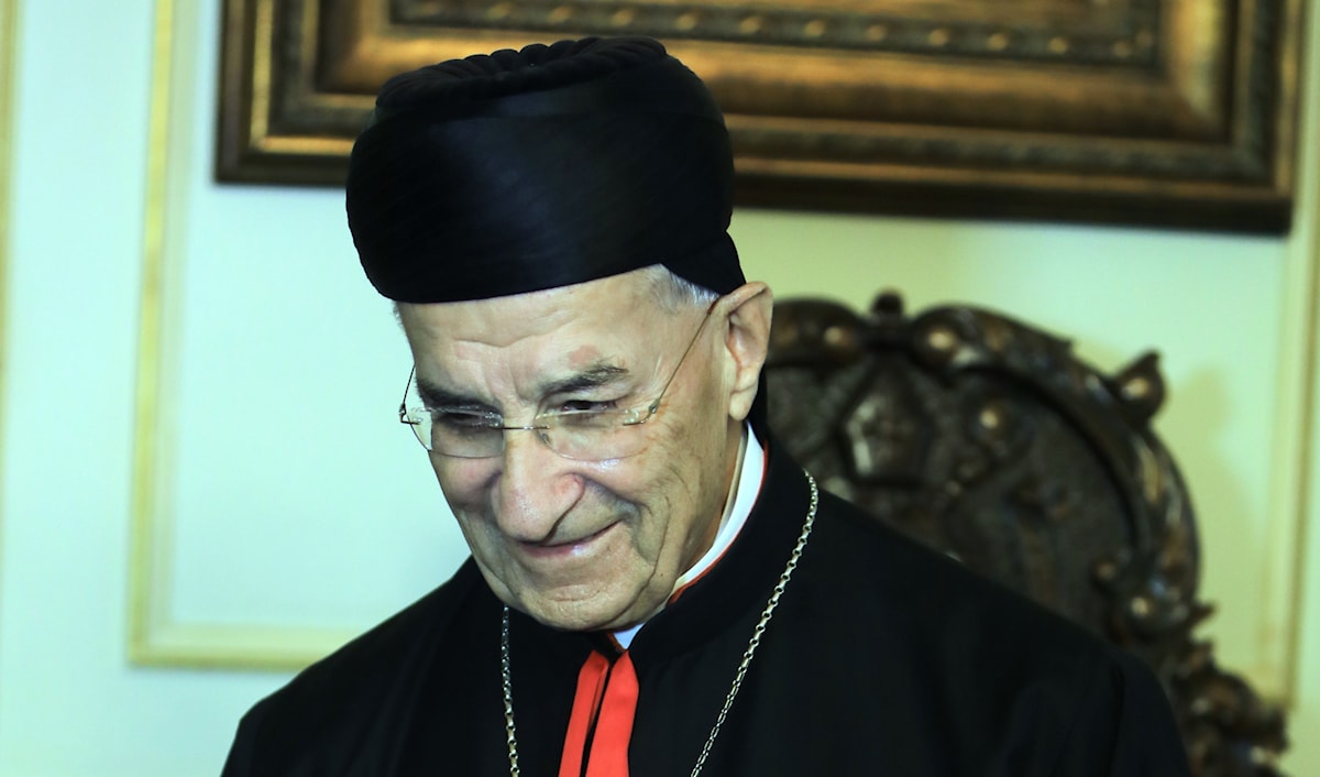 وفد من المجلس الشيعي الأعلى يسلم البطريرك الراعي دعوة لإفطار (هيثم الموسوي)