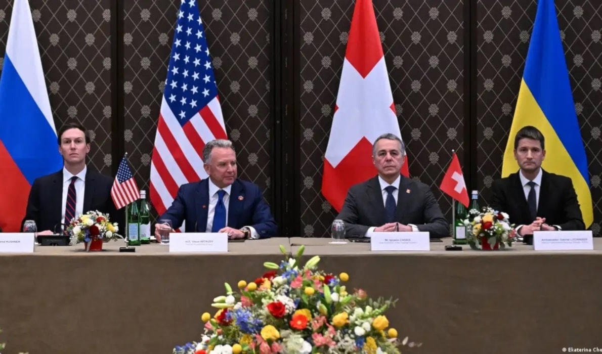 ناقشت محادثات جنيف مصير الأراضي المتنازع عليها (أ ف ب)