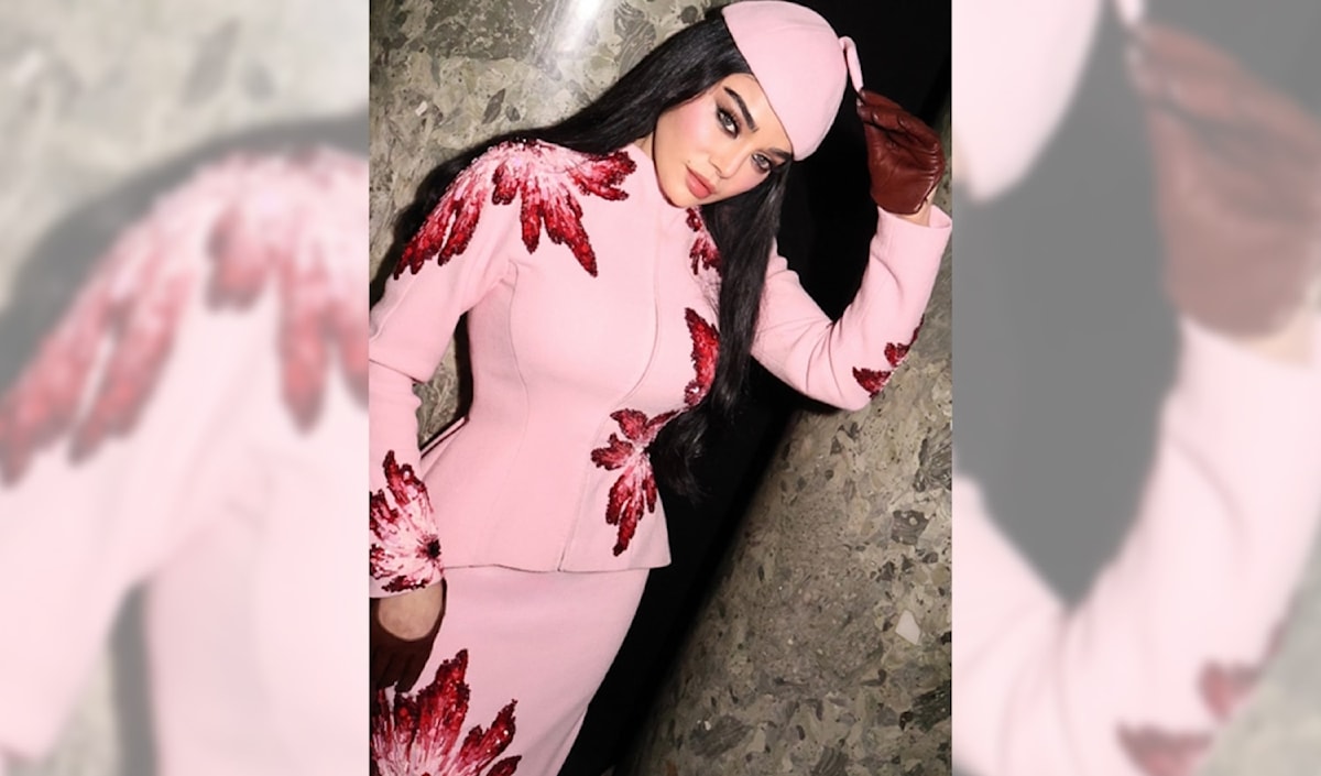 من أسبوع الموضة في باريس