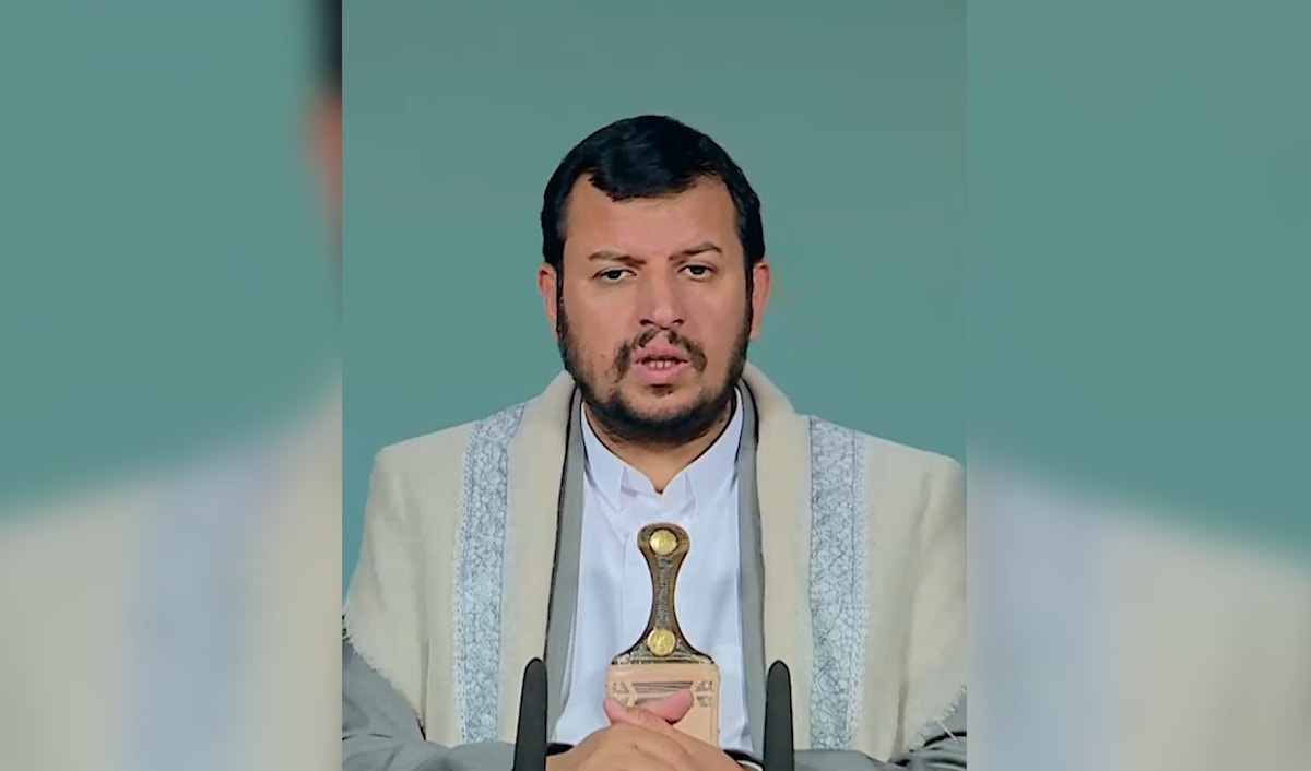 الحوثي متحدثاّ ضمن برنامجه الرمضاني (من الويب)