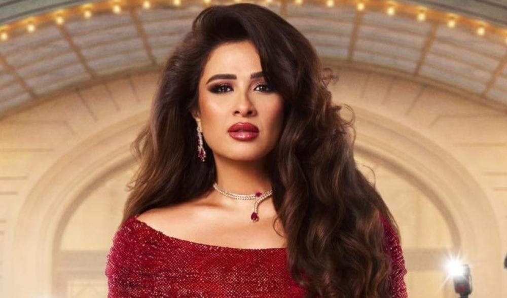 قورِن أداء ياسمين في هذا العمل بأعمال سابقة لها.