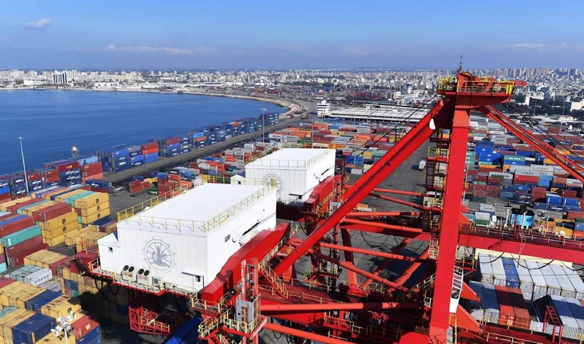 جدّدت شركة فرنسية عقد استثمار محطة الحاويات في مرفأ اللاذقية (من الويب)