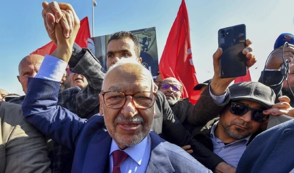 كان الغنوشي رئيساً للبرلمان المنتخب قبل أن يحلّه الرئيس قيس سعيد في 2021 (أ ف ب)