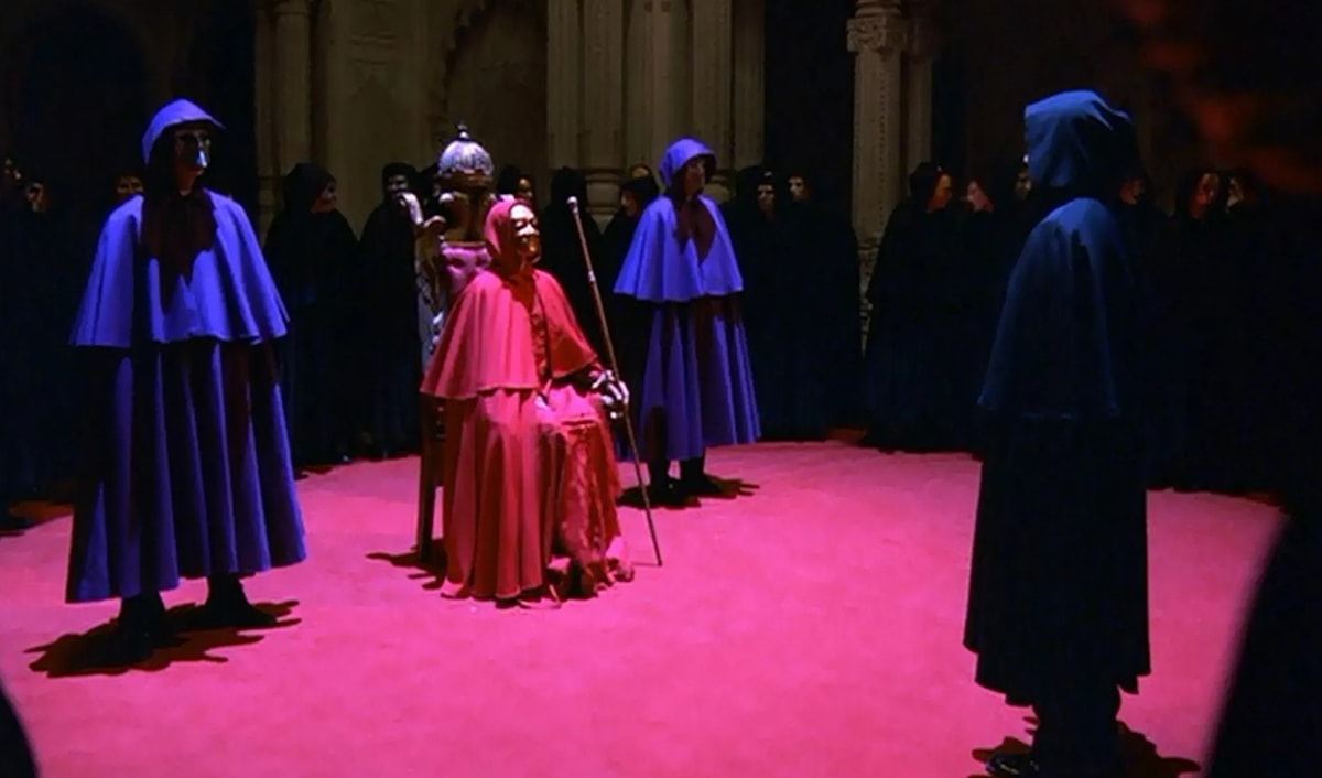 من فيلم Eyes wide shut