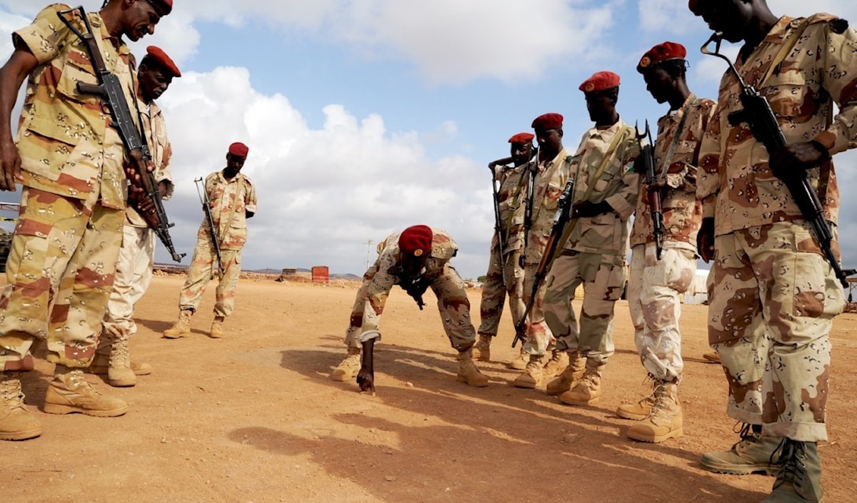 العقوبات تستهدف من يرتكبون أعمال عنف في الحرب الدائرة في السودان (من الويب)