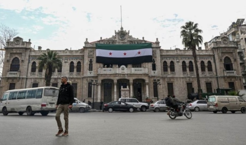الجدال الأخير الذي دار بين مؤيدي الدولة السورية الجديدة وأهل مدينة دمشق التي يطلق عليهم «الشوام»