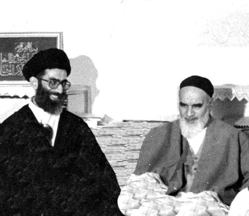 من معارض لحكم الشاه إلى المرجعية الأعلى في إيران (من الويب)