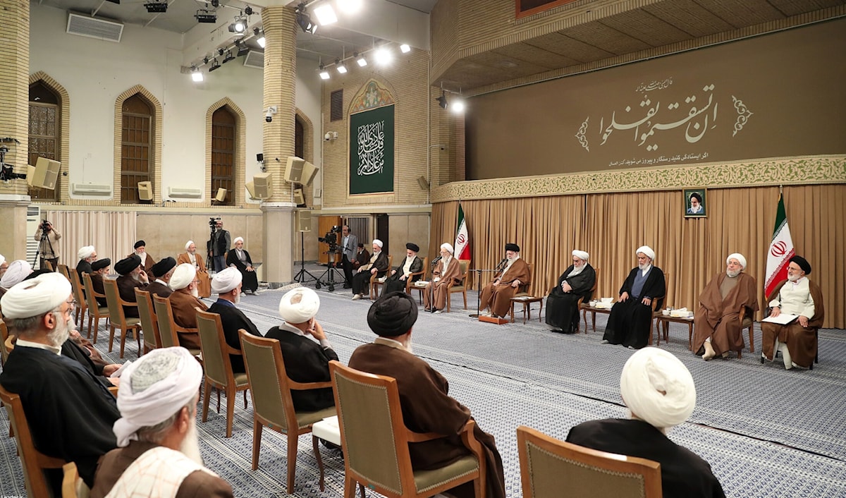مجلس خبراء القيادة في إيران (من الويب)