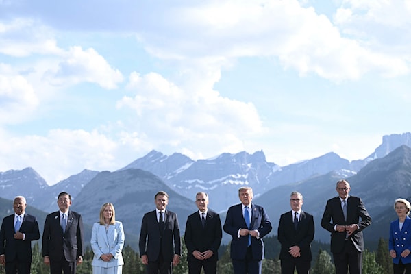 تعقد «مجموعة السبع» اجتماعاً لبحث تداعيات الأزمة على أسواق الطاقة العالمية (أ ف ب)