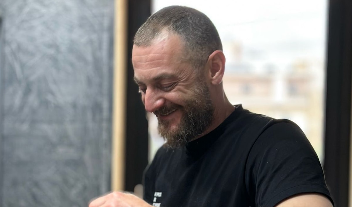 ما جرى لا يتعلق بشخص جعفر الطفار بل بحقّ المواطن في التعبير عن رأيه