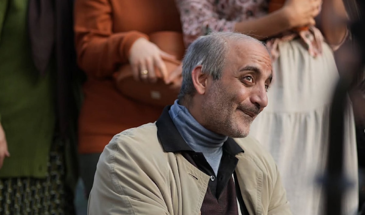 يجسّد في «مولانا» شخصية «مشمش».