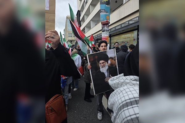 تظاهرة في فرانكفورت دعماً لإيران (من الويب)