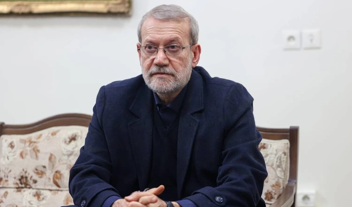 أكد لاريجاني أن بلاده «ماضية في طريق المقاومة» (من الويب)