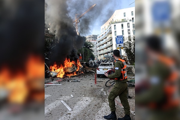 أضرار في تل أبيب نتيجة قصف إيراني (من الويب)