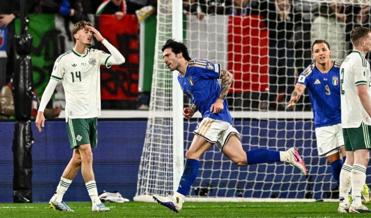بصمَ كلّ من ساندرو تونالي (56) ومويس كين (80) على هدفَي منتخب إيطاليا.