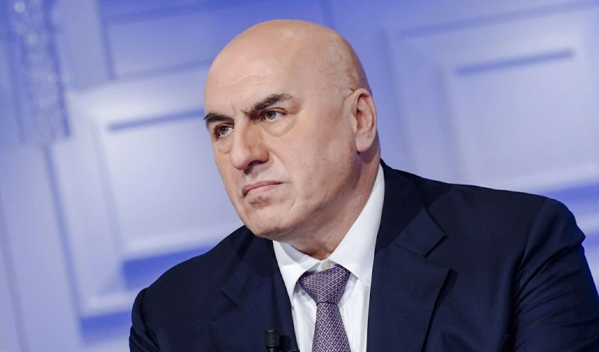 وزير الدفاع الإيطالي جويدو كروزيتو (من الويب)
