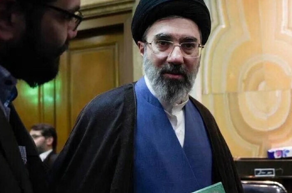 السيد مجتبى خامنئي (من الويب)