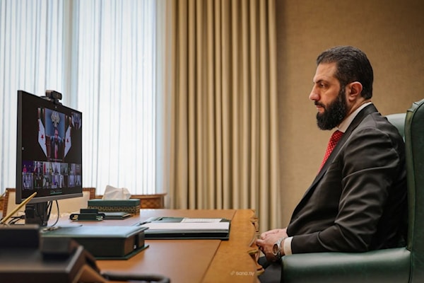 اعتبر الشرع أن ستقرار سوريا هو حجر الزاوية لاستقرار المشرق العربي والمنطقة (سانا)