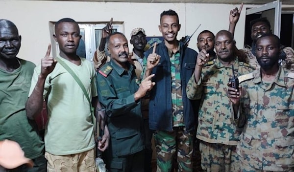 أعلن مقاتلون ينتمون إلى «الحركة الإسلامية» تأييدهم لإيران ودعمهم لها (من الويب)