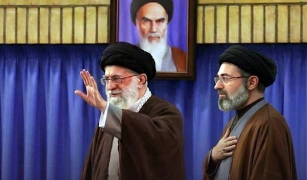 من المرجّح أن يتبنّى مجتبى استراتيجية تعزيز الاعتماد على «الحرس الثوري» (من الويب)