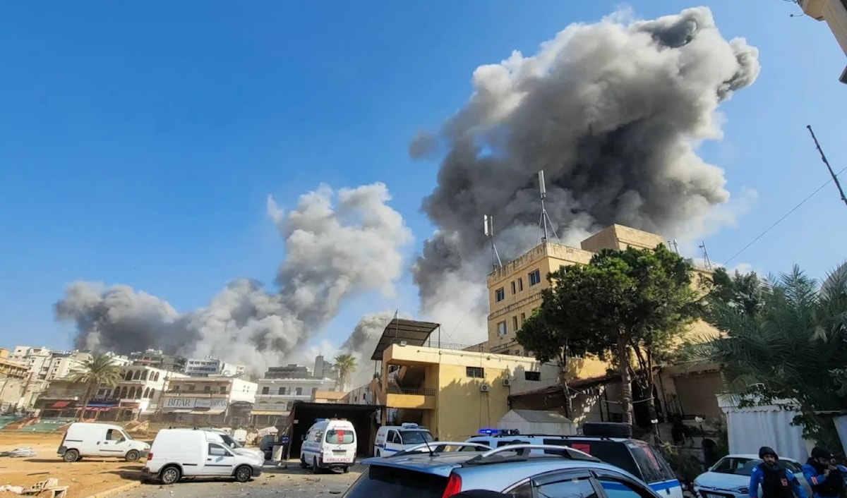 استُشهد 13 عنصراً من جهاز أمن الدولة جراء عدوان إسرائيلي على مبنى سرايا النبطية (من الويب)