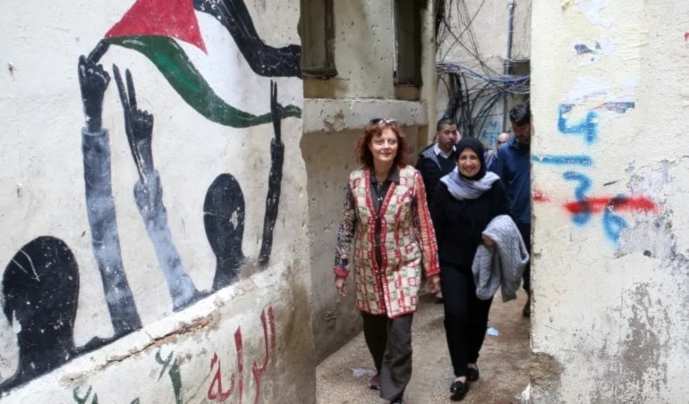 «الفلسطينية» سوزان سارندون تكسر الحصار