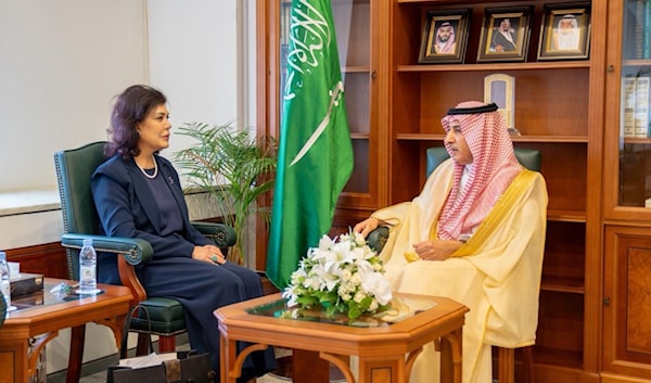 السفيرة العراقية في الرياض بعد استدعائها من قبل الخارجية السعودية (من الويب)