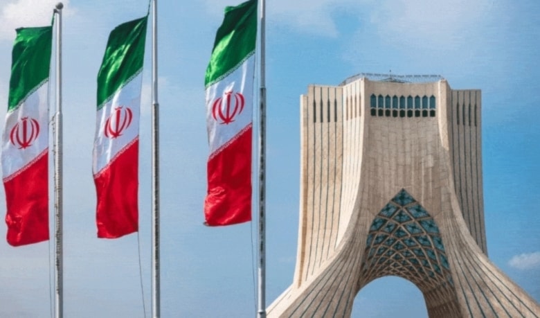 حذرت طهران العدو من تكرار «أخطائه الحمقاء» (من الويب)