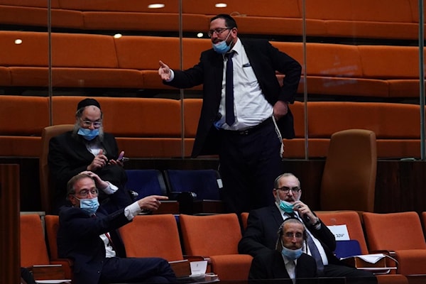 مالت الأحزاب «الحريدية»، وفي مقدمها «يهدوت هتوراة» و«ديجل هاتوراه»، إلى خيار الانتخابات المبكرة (من الويب)