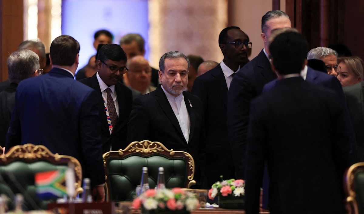 قال عراقجي إن الإمارات قدمت جميع أنواع التسهيلات الاستخباراتية للإسرائيليين والأميركيين لمهاجمة إيران (رويترز)