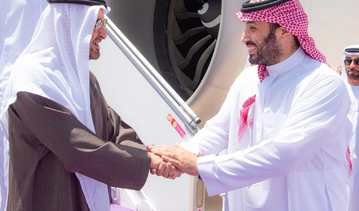 دولة الإمارات حاولت إقناع دول الخليج المجاورة بالهجوم على إيران (من الويب)