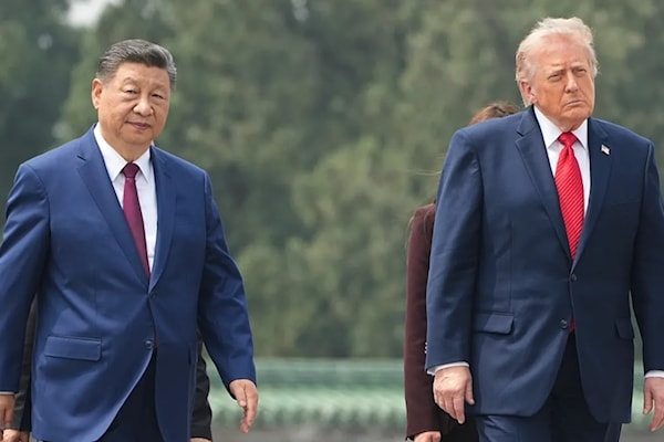 الرئيس الصيني شي جينبينغ يستقبل الرئيس الأميركي دونالد ترامب في بكين (من الويب)
