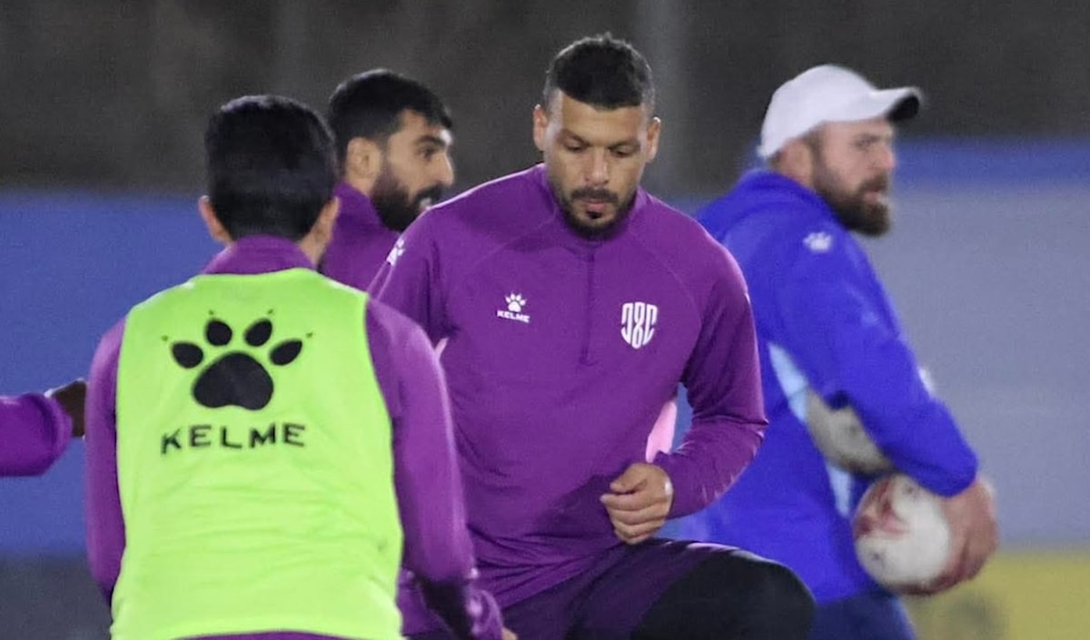 تشارك في الدورة الأندية الستة الأولى في الترتيب العام الحالي للدوري والتي تضم جميع لاعبي منتخب لبنان المحليين.