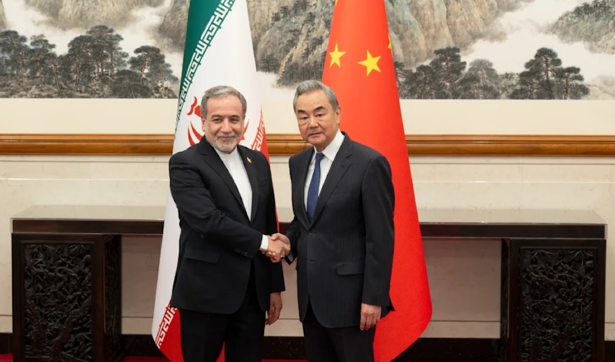 العقدة الأساسية تبقى في رفض طهران القاطع نقل اليورانيوم المخصّب بنسبة 60% إلى خارج البلاد أو تذويبه (شينخوا)