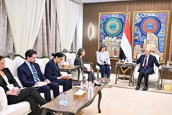 العليمي التقى في الرياض سفراء أميركا وبريطانيا وفرنسا (سبأ)
