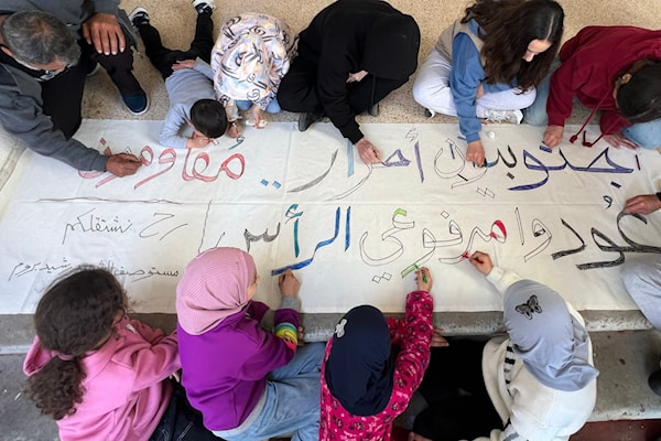 «مؤسّسة التضامن الشعبي» تعيد الاعتبار إلى ثقافة التطوّع: «بيت» للنازحين في متوسّطة معروف سعد