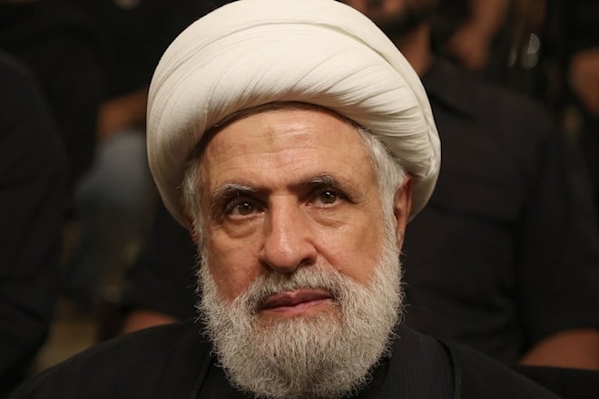 دعا الشيخ قاسم إلى «تثبيت سردية المطالب اللبنانية من العدو من دون ربطها بأي قضية داخلية» (رويترز)