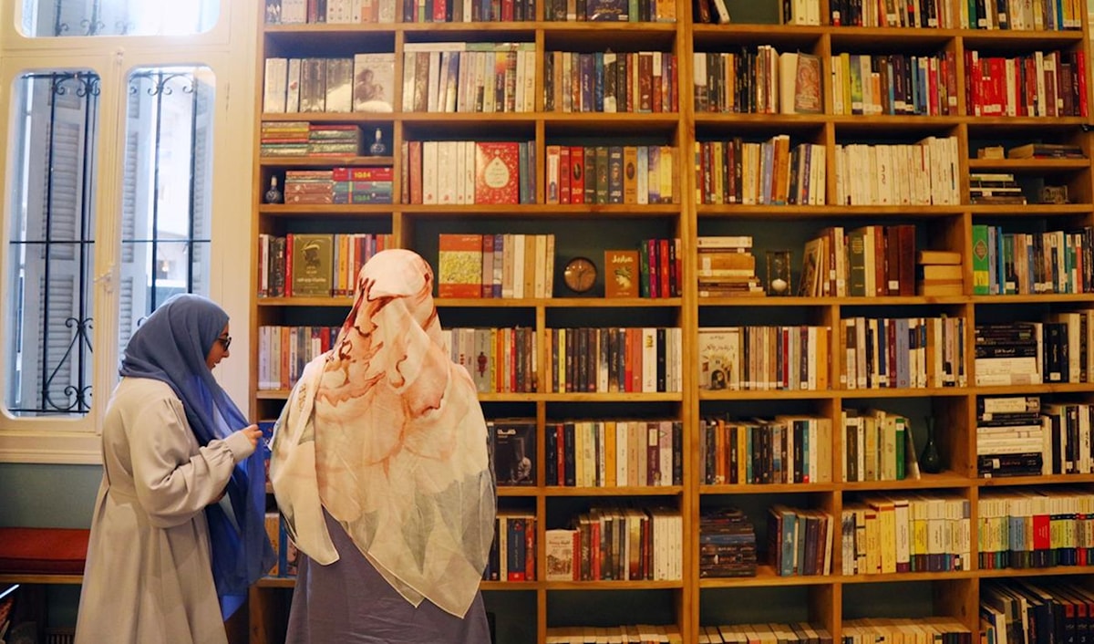 «فُلك»: مكتبة تُبحر بالكتب والحكايا
