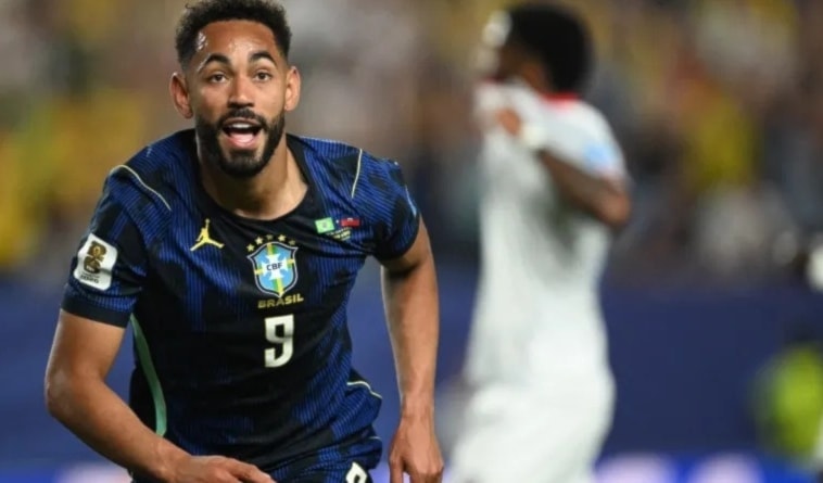 أحرزَ ماتيوس كونيا الهدفَين الأوّل والثاني في الدقيقتَين 23 و36 على التوالي.