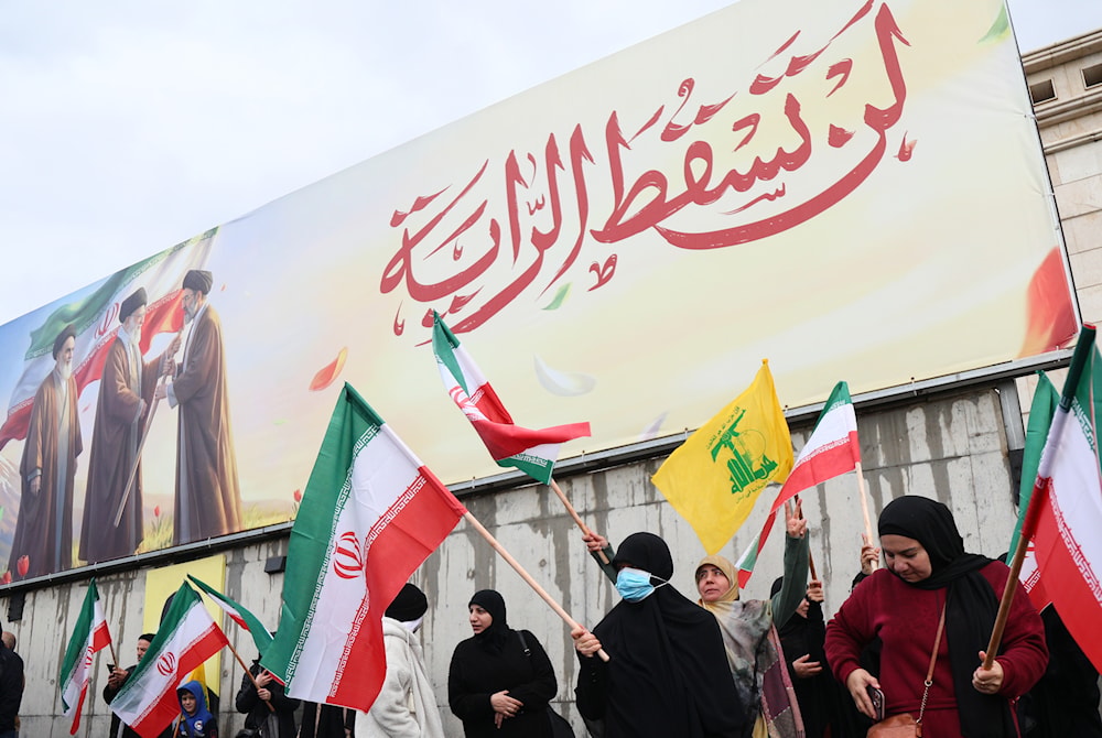اعتصام تضامني أمام السفارة الإيرانية بعد اغتيال السيد علي الخامنئي في بداية الحرب (مروان بو حيدر)