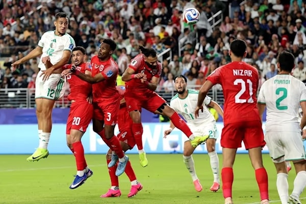 قدّم منتخب الجزائر مباراة كبيرة أمام الأردنيين ووضع قدماً في الدور 32 (ويب)
